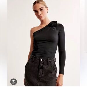 Black One-Shoulder Rosette Top